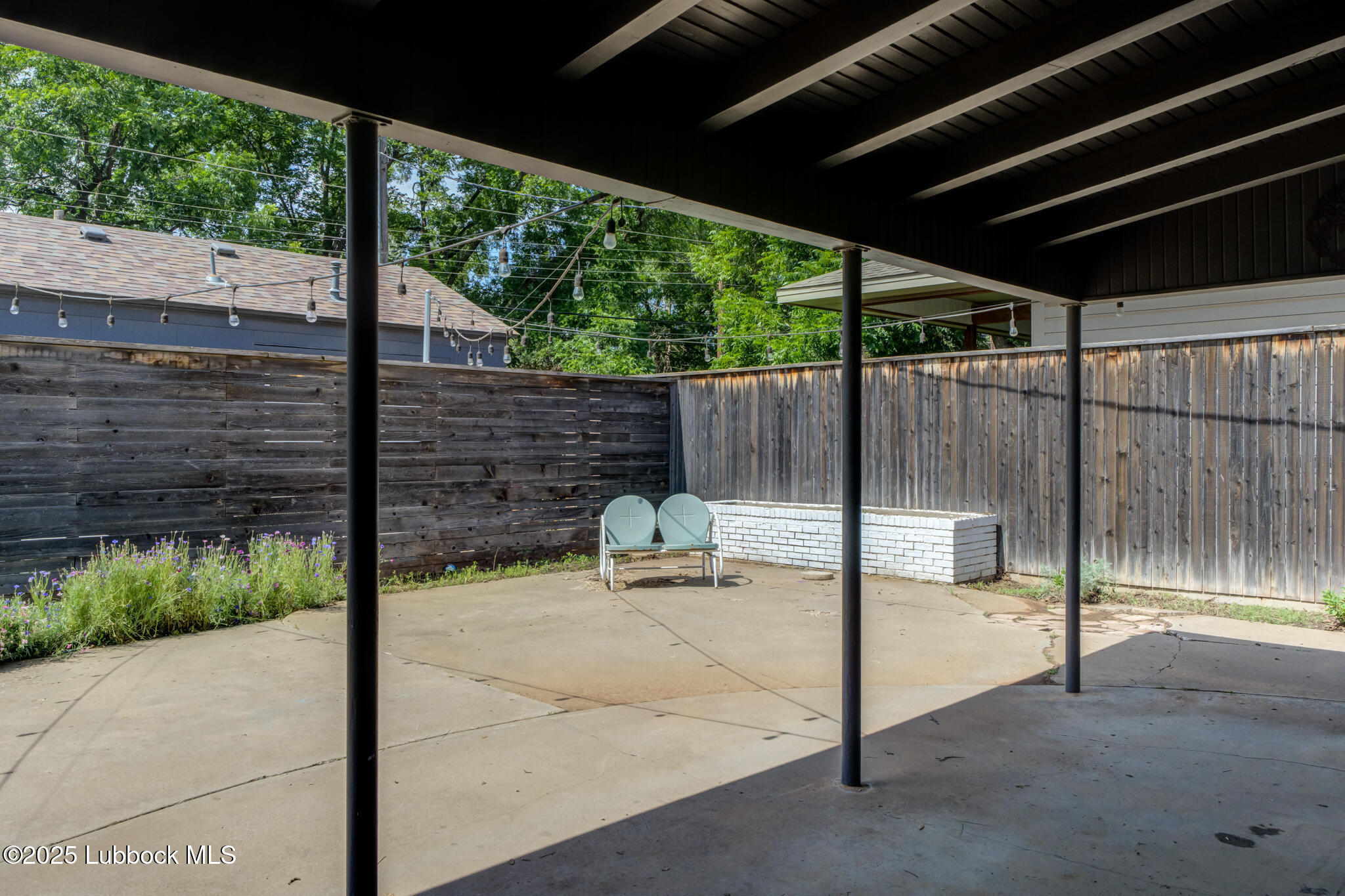 3309 22nd Street Lubbock, TX 79410 - Photo 25 of 37 a backyard with fence