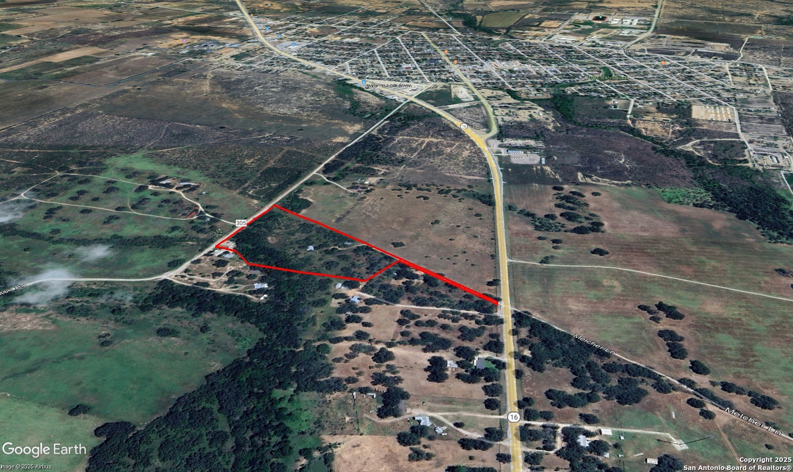 7527 Highway 16 Poteet, TX 78065 - Photo 13 of 15