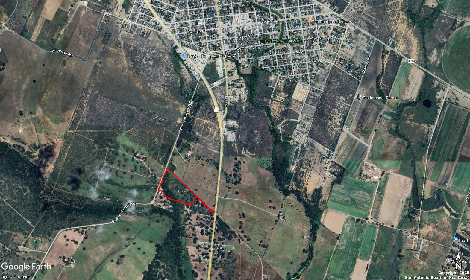 7527 Highway 16 Poteet, TX 78065 - Photo 14 of 15