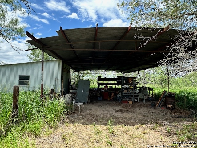 7527 Highway 16 Poteet, TX 78065 - Photo 5 of 15