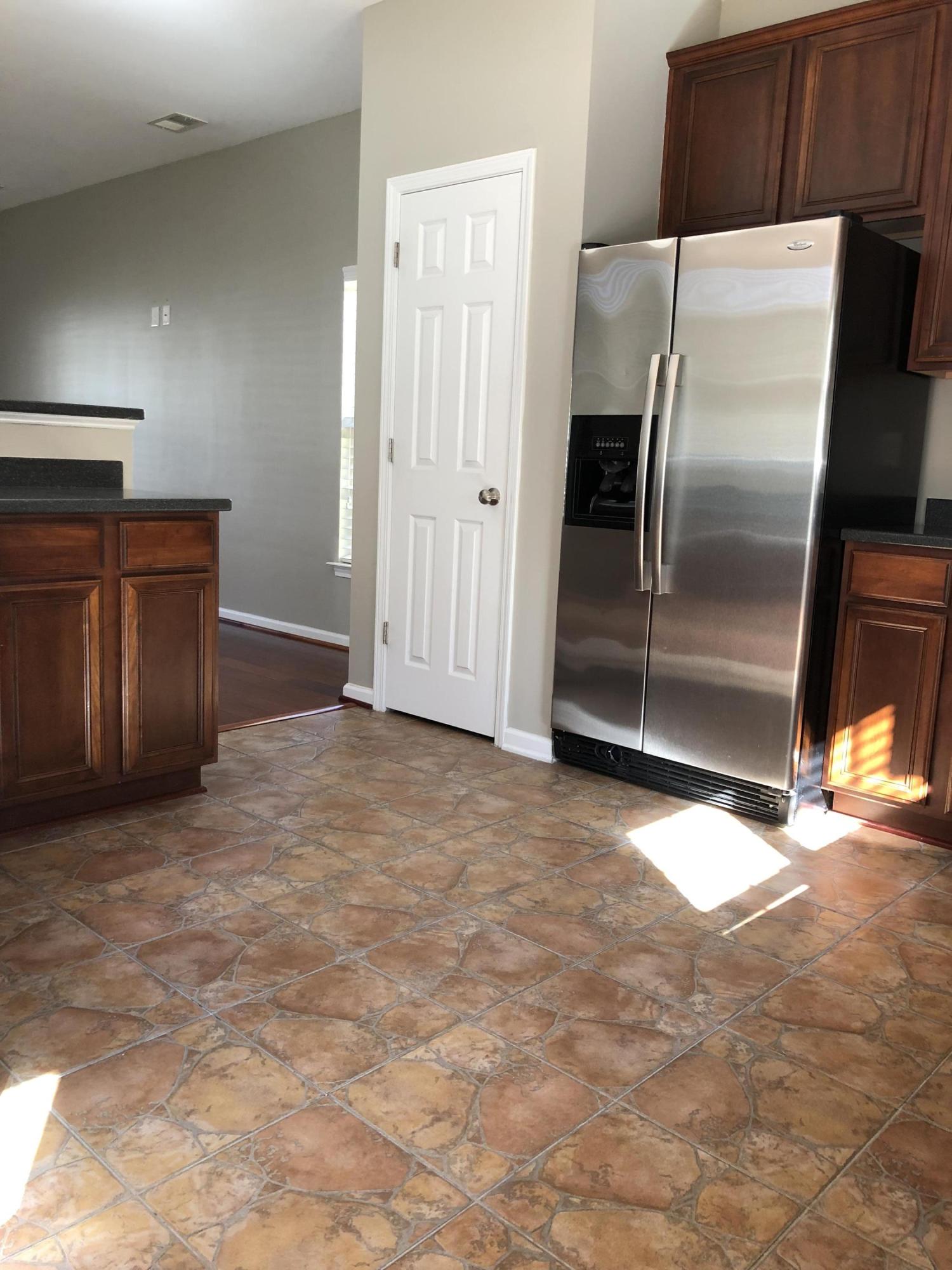 207 Island Green Road Goose Creek, SC 29445 - Photo 14 of 47 5