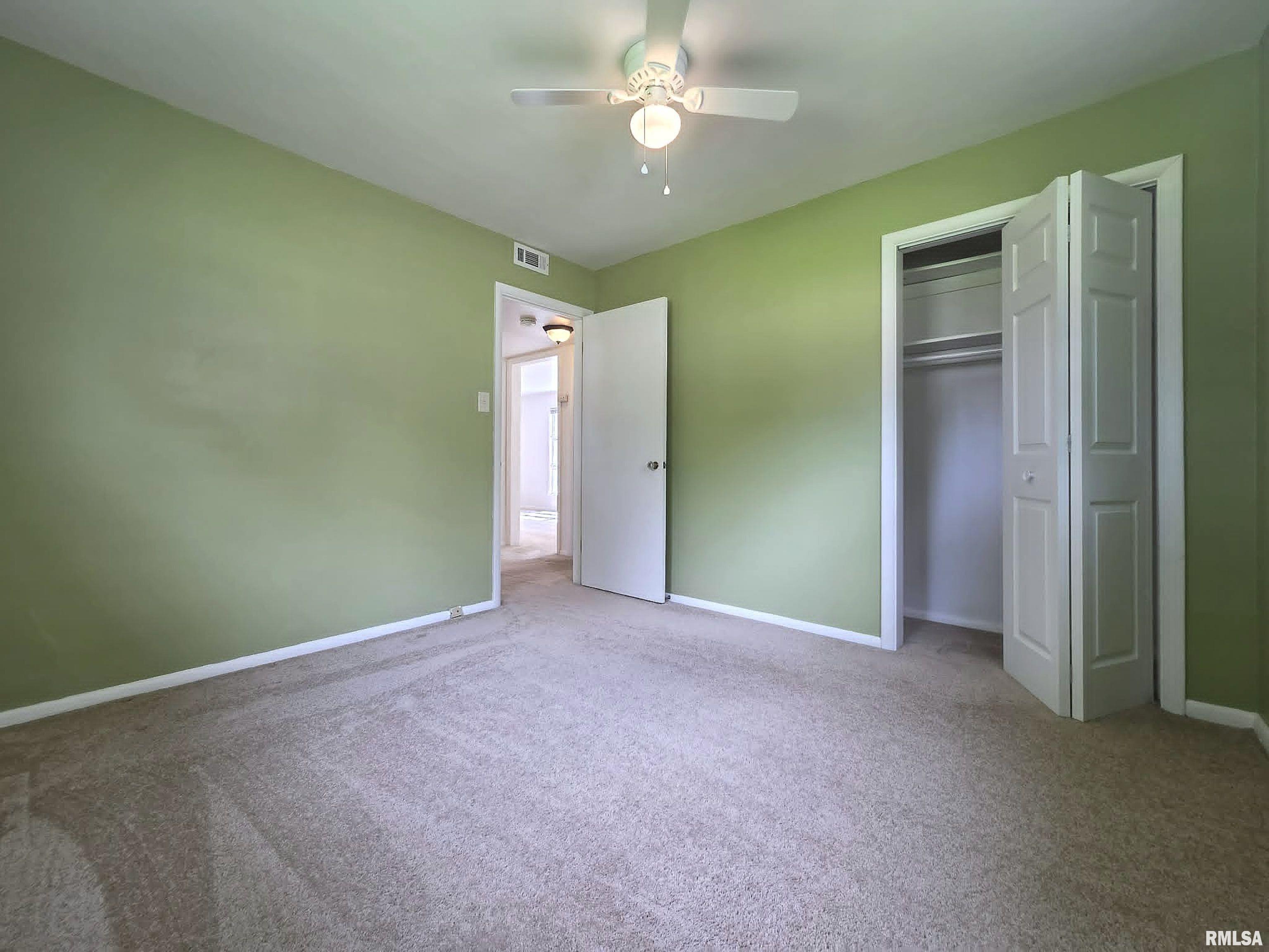 1913 South 12th Street Quincy, IL 62301 - Photo 14 of 20