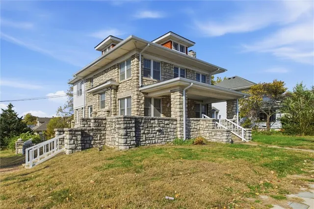 $295,000 | 502 North Liberty Street, Independence, MO 64050