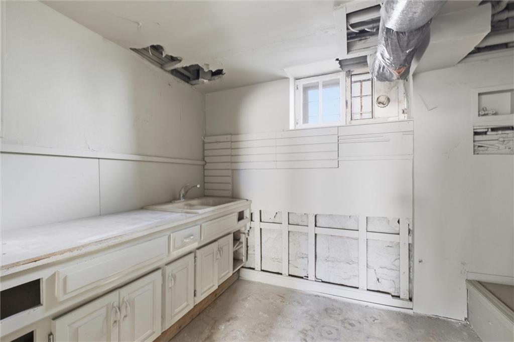 502 North Liberty Street Independence, MO 64050 - Photo 36 of 41