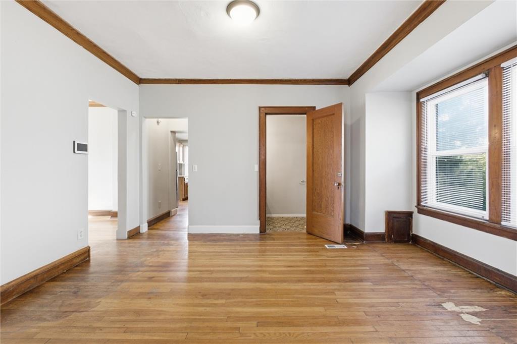 502 North Liberty Street Independence, MO 64050 - Photo 7 of 41