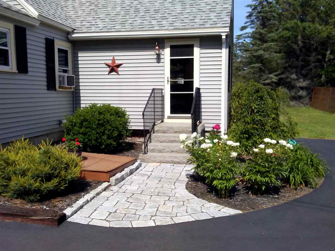 467 North Berwick Road Wells, ME 04090 - Photo 1 of 20