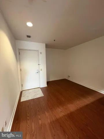 $145,000 | 1100 Vine Street, Unit P211, Philadelphia, PA 19107