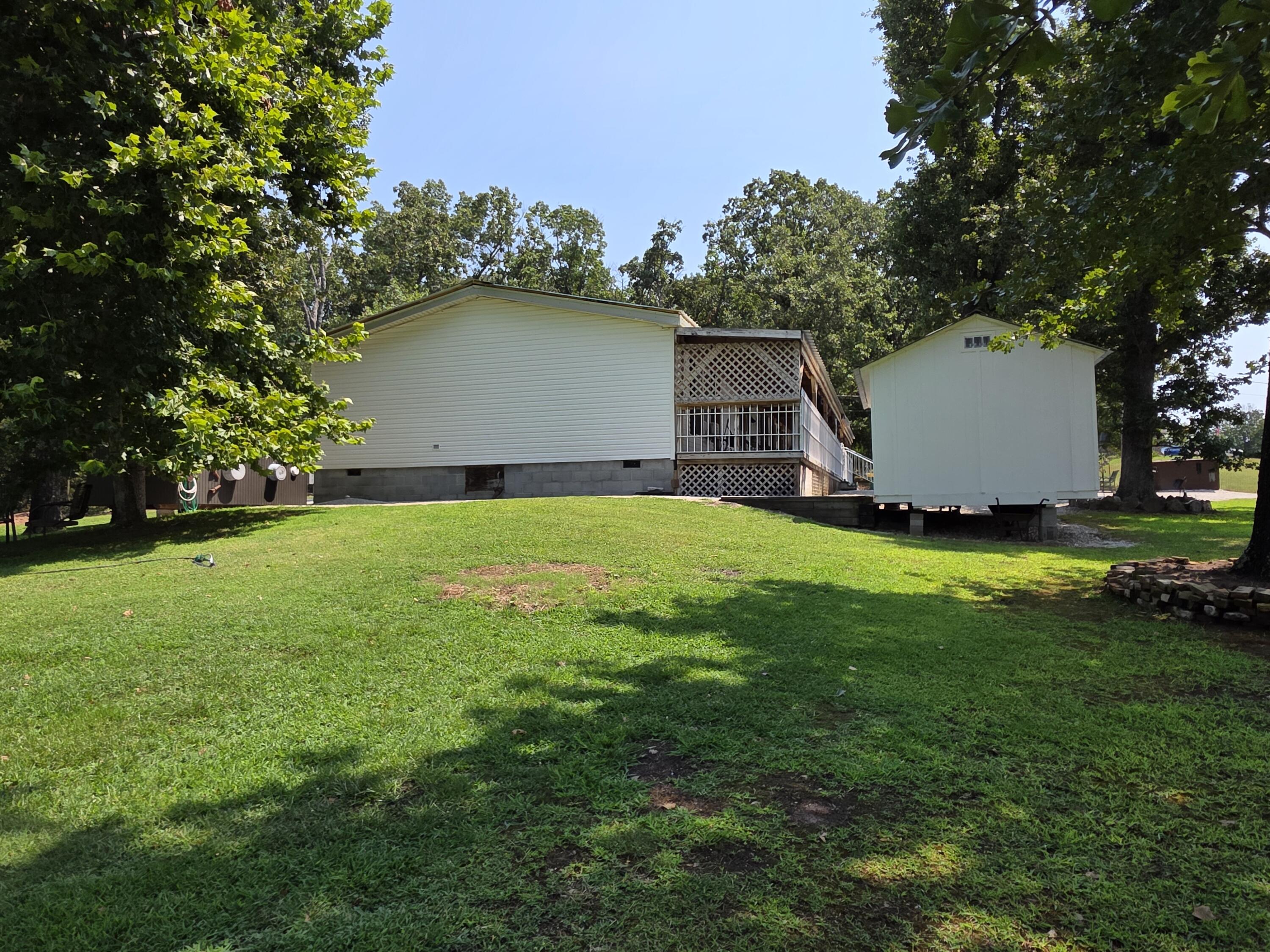 17664 Locust Road Neosho, MO 64850 - Photo 39 of 57 25048
