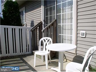 101 Coventry Way Mount Laurel, NJ 08054 - Photo 5 of 5 Exterior Back