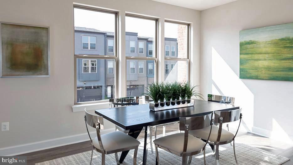 2333 Liberty Loop Herndon, VA 20171 - Photo 13 of 41 Dining Room
