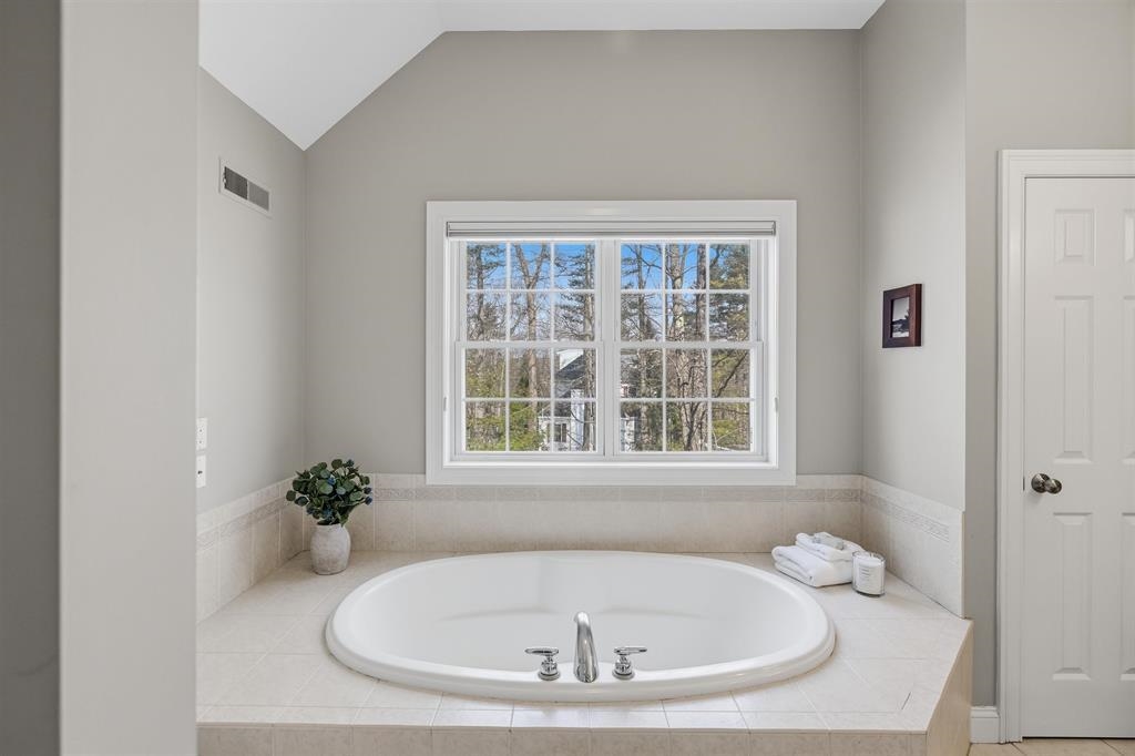 20 Hancock Road Windham, NH 03087 - Photo 22 of 44