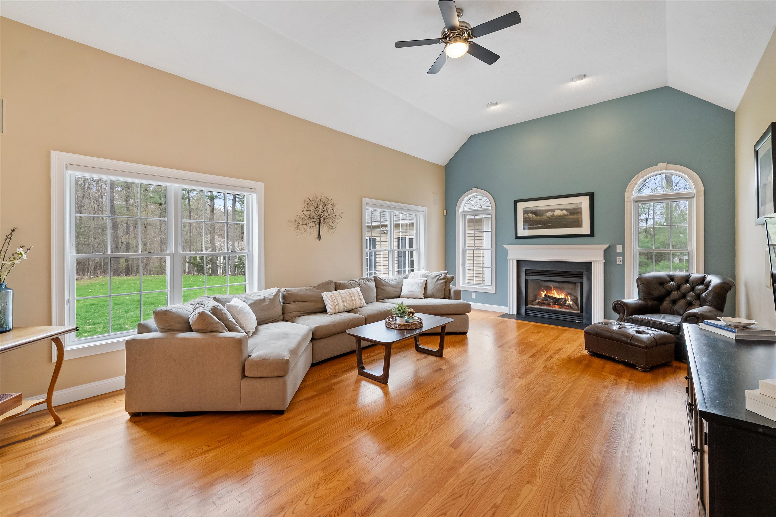 20 Hancock Road Windham, NH 03087 - Photo 4 of 44