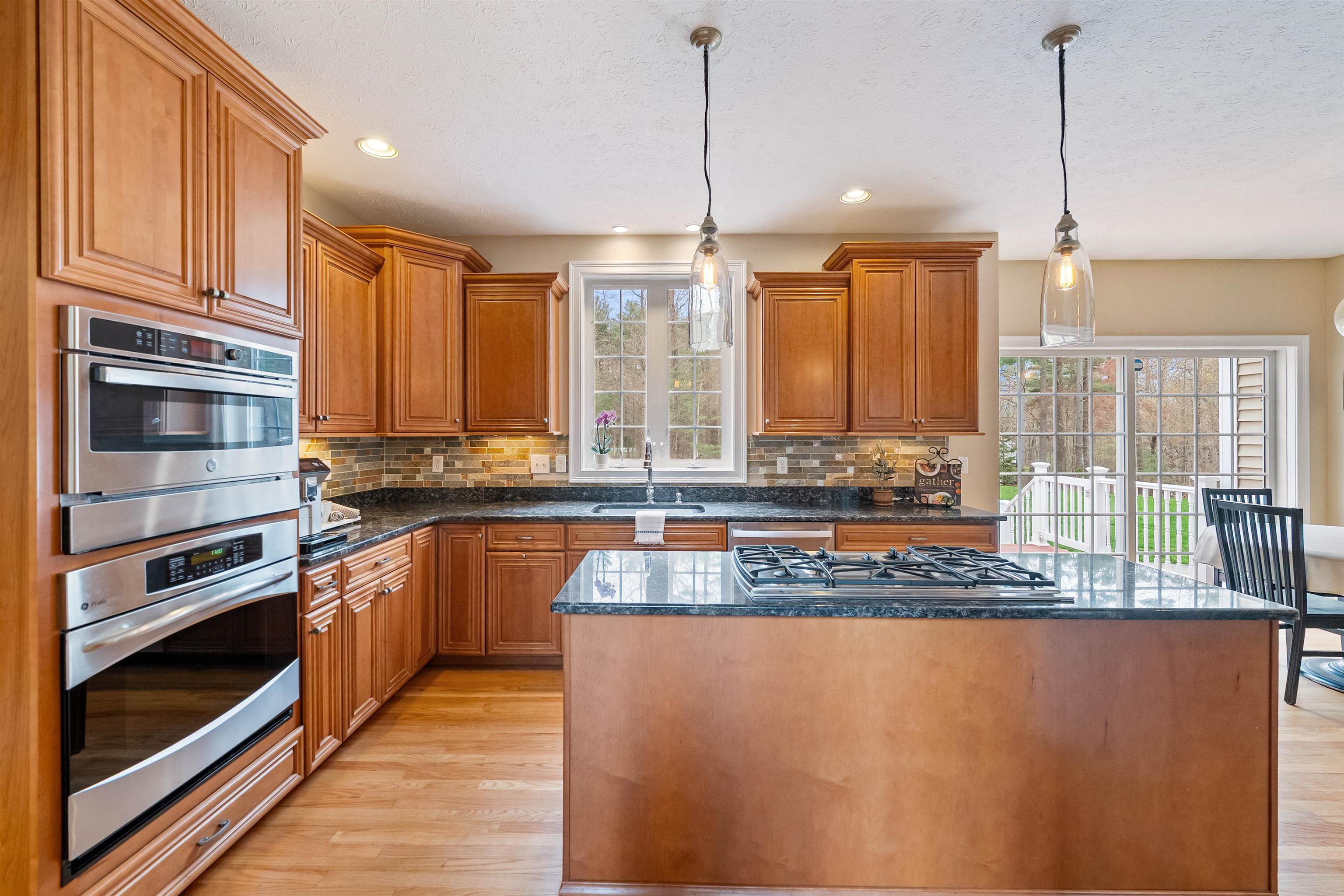 20 Hancock Road Windham, NH 03087 - Photo 8 of 44