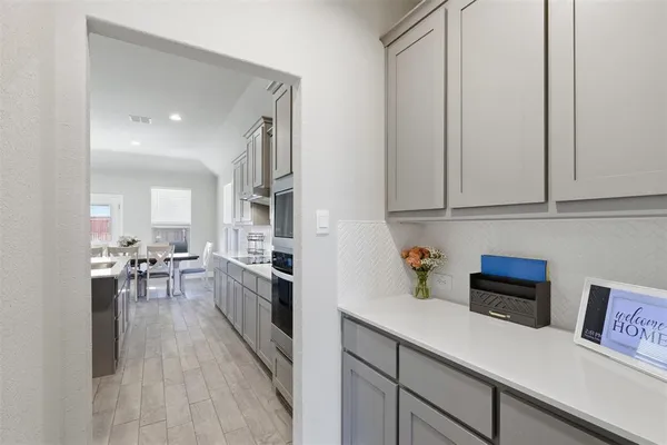 $434,999 | 6025 Kansas Trail, Midlothian, TX 76065