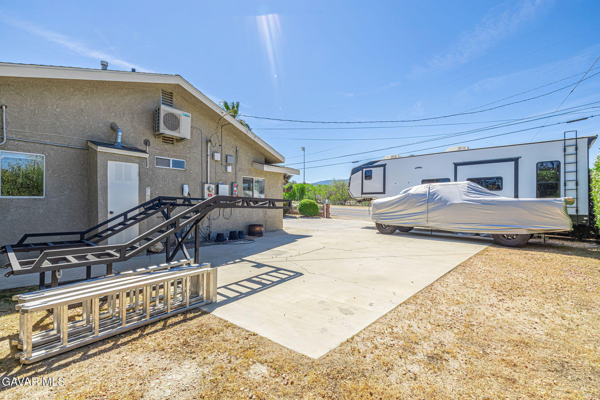 4755 Quartz Hill Road Quartz Hill, CA 93536 - Photo 5 of 70 4-web-or-mls-AVOH--4(1)