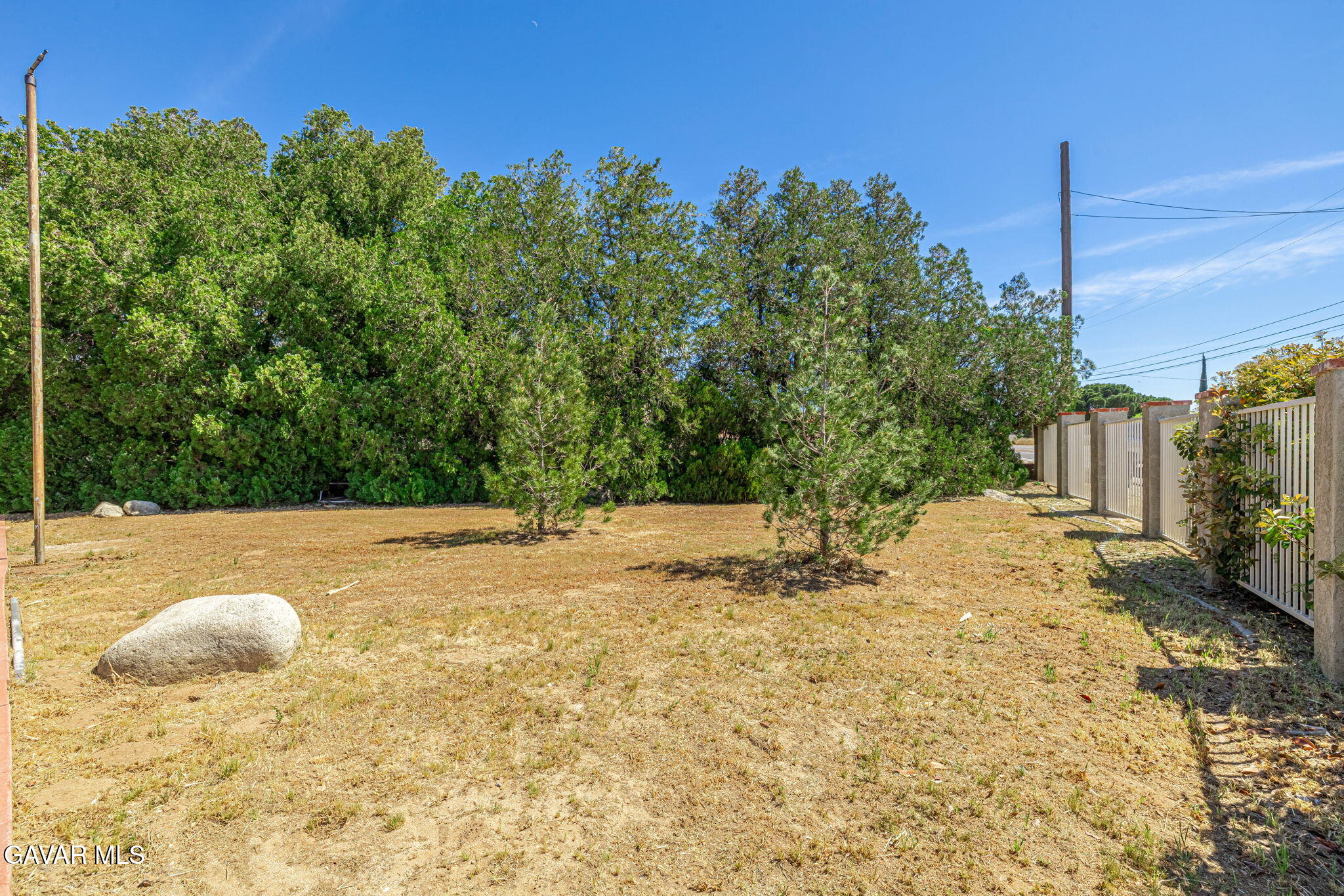 4755 Quartz Hill Road Quartz Hill, CA 93536 - Photo 7 of 70 6-web-or-mls-AVOH--7(1)