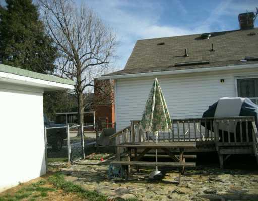 105 Reed Avenue Belle Vernon, PA 15012 - Photo 6 of 7 Patio/Deck.