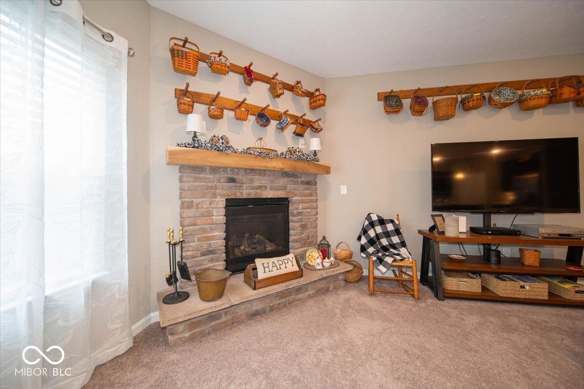 1020 Constellation Way Franklin, IN 46131 - Photo 14 of 27