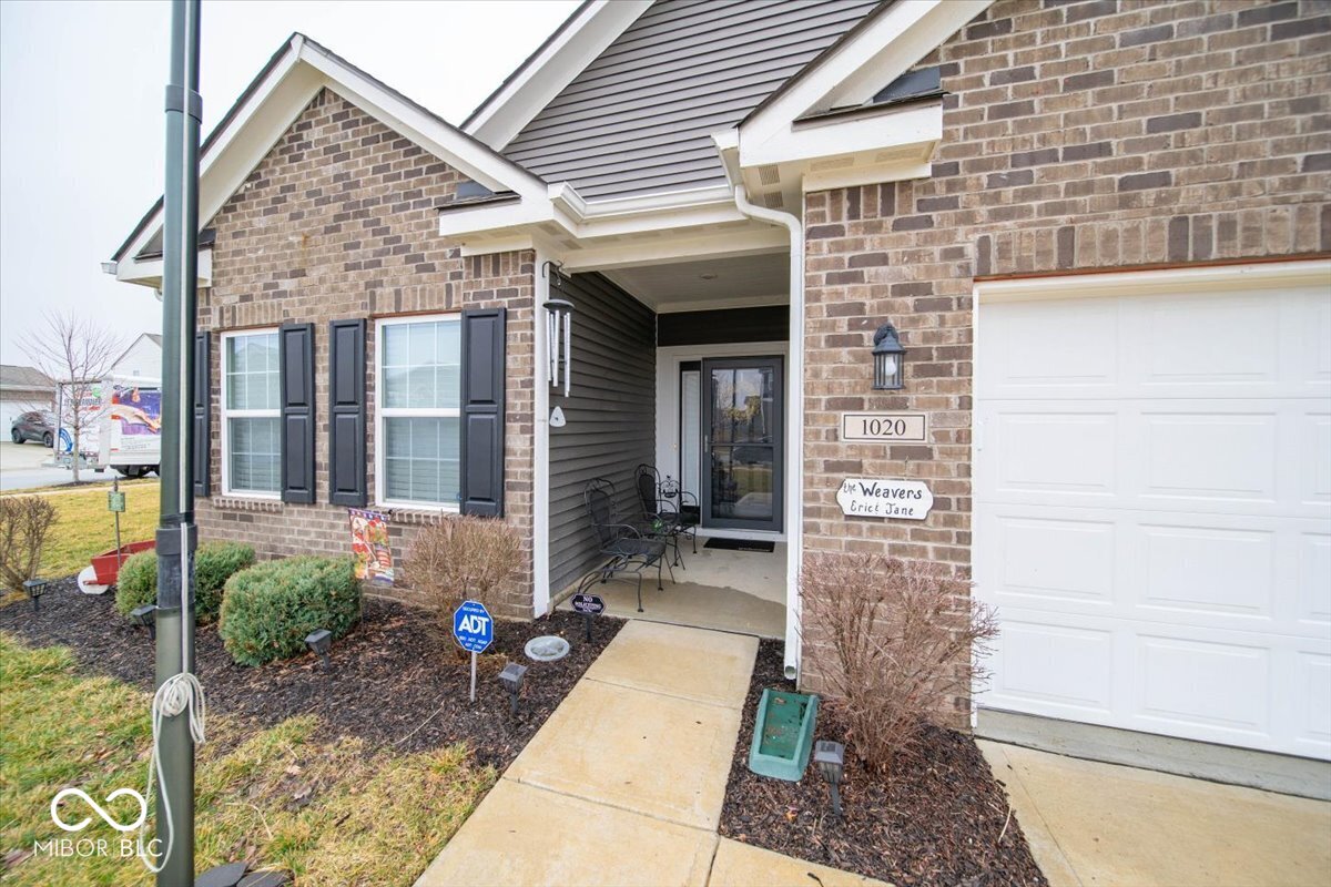 1020 Constellation Way Franklin, IN 46131 - Photo 4 of 27