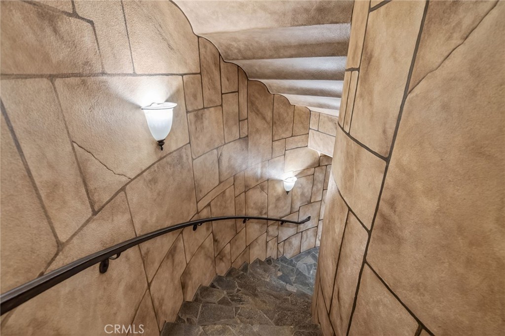 6952 Royal Hunt Ridge Drive Riverside, CA 92506 - Photo 49 of 75 a close view of shower