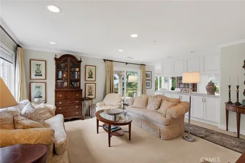 $3,500,000 | 6952 Royal Hunt Ridge Drive, Riverside, CA 92506
