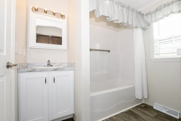 $195,000 | 3040 Cranberry Highway, Unit 32, Wareham, MA 02538