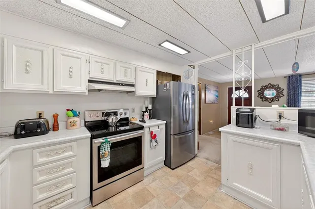 $299,900 | 1018 Southland Drive, Tavares, FL 32778