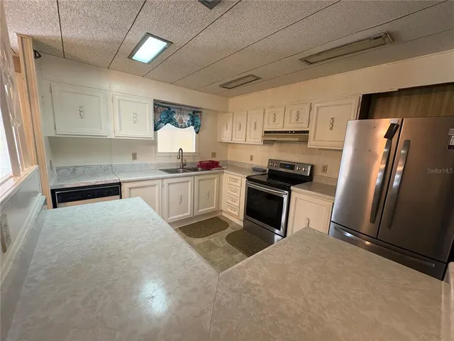 $299,900 | 1018 Southland Drive, Tavares, FL 32778