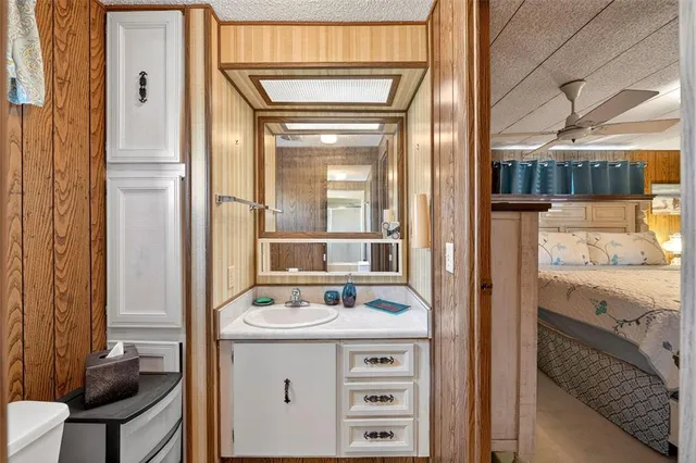 $299,900 | 1018 Southland Drive, Tavares, FL 32778