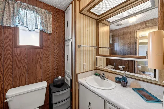 $299,900 | 1018 Southland Drive, Tavares, FL 32778