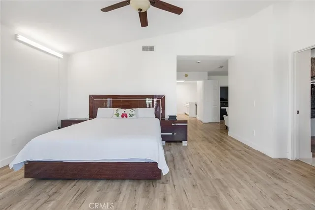 $910,000 | 18510 Himalayan Court, Canyon Country, CA 91351