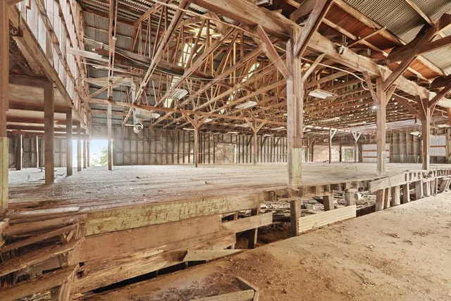 $1,100,000 | 14371 Race Track Road, Walnut Grove, CA 95690