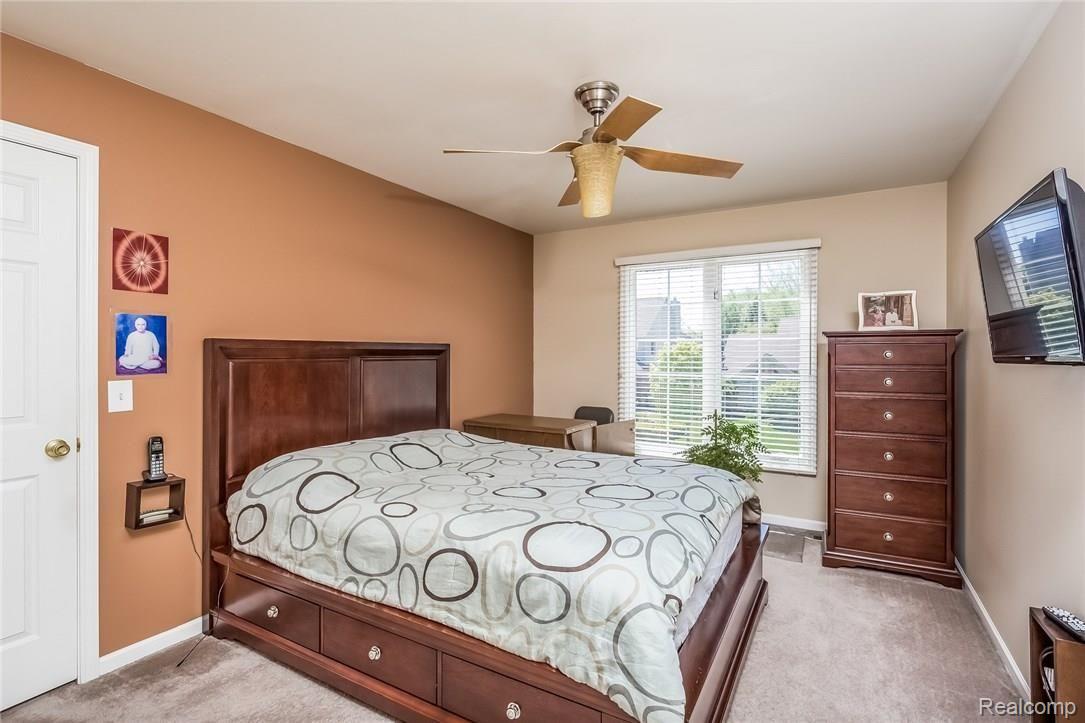3830 Beechcrest Road Rochester, MI 48309 - Photo 33 of 53 037-2770652-medium.jpg