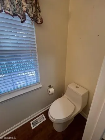 $2,095 | 2707 Blockhouse Court, Jamestown, NC 27282