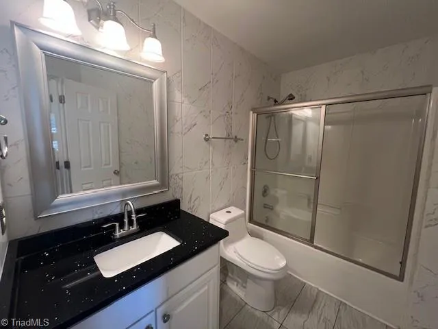 $2,200 | 2707 Blockhouse Court, Jamestown, NC 27282