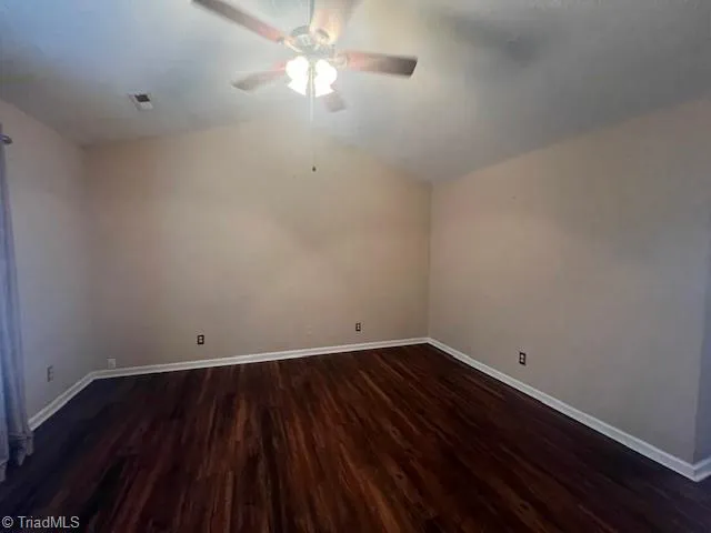 $2,200 | 2707 Blockhouse Court, Jamestown, NC 27282