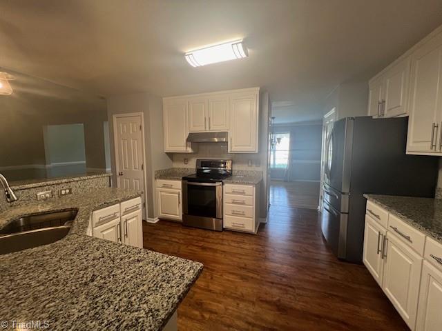 2707 Blockhouse Court Jamestown, NC 27282 - Photo 9 of 34