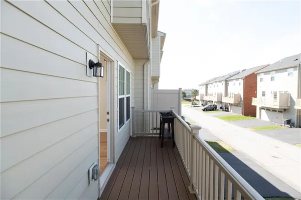$2,850 | 1719 St Johns Lane, Sewickley, PA 15143