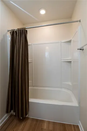 $2,850 | 1719 St Johns Lane, Sewickley, PA 15143