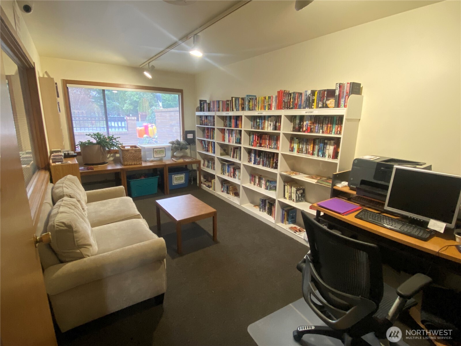 815 124th Street Southwest, Unit 1 Everett, WA 98204 - Photo 31 of 32