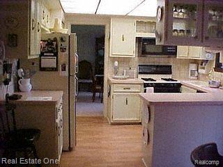 2240 Kingsford Road Rochester, MI 48309 - Photo 1 of 1 Kitchen