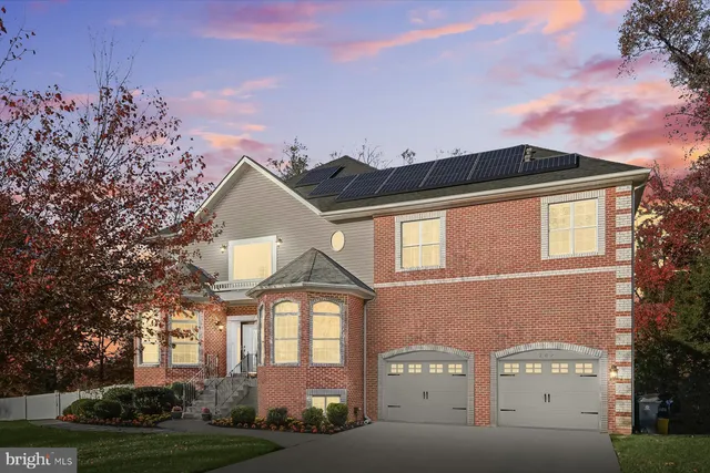 $1,095,000 | 200 Bonhill Drive, Fort Washington, MD 20744