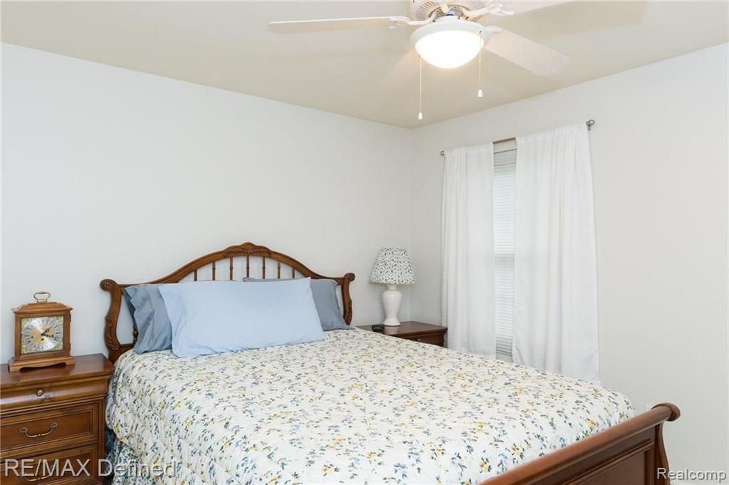 1205 Hathaway Rising Rochester Hills, MI 48306 - Photo 23 of 27