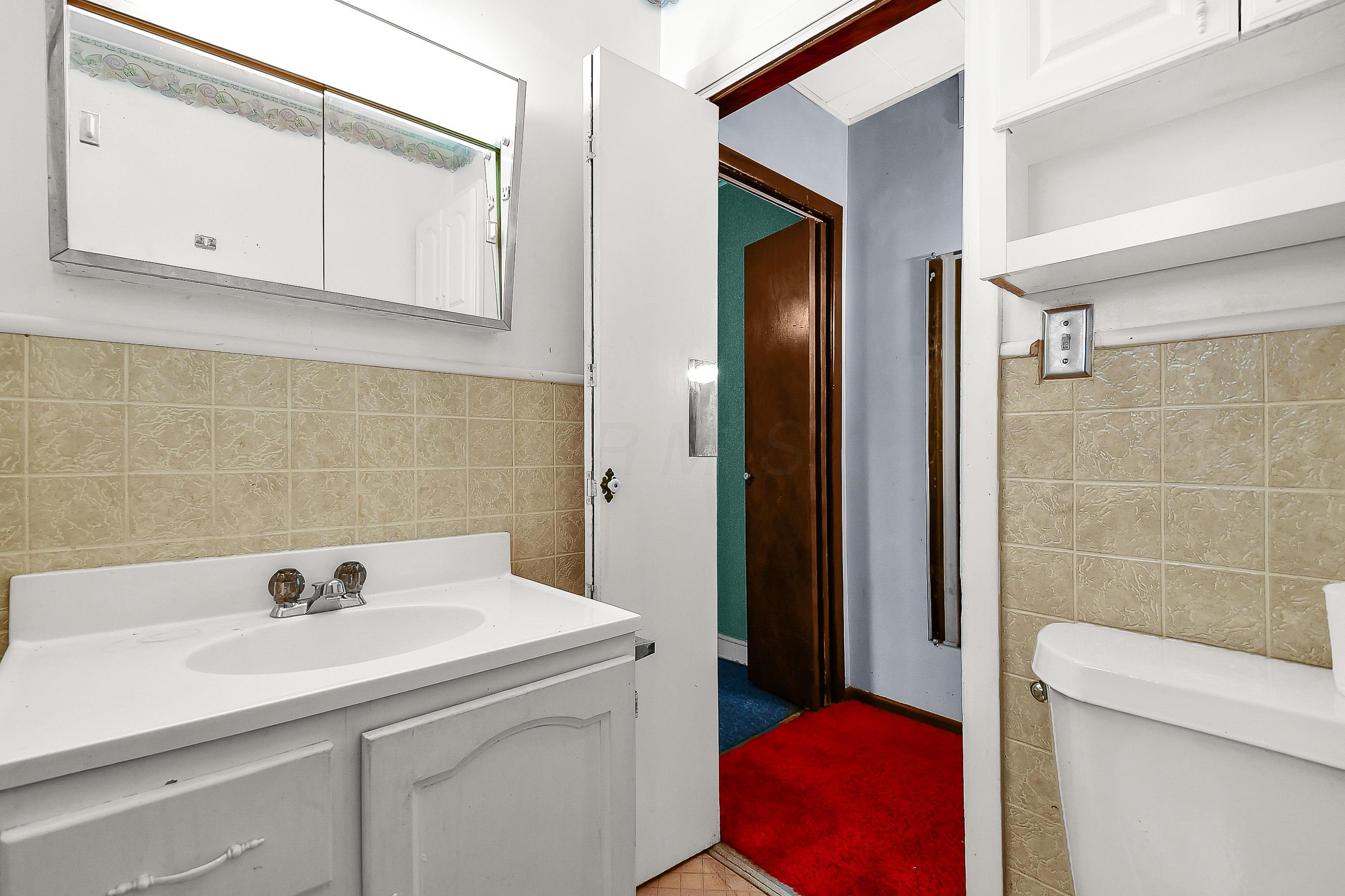 2655 Ashbury Road Columbus, OH 43231 - Photo 15 of 32 Gallery Image 15