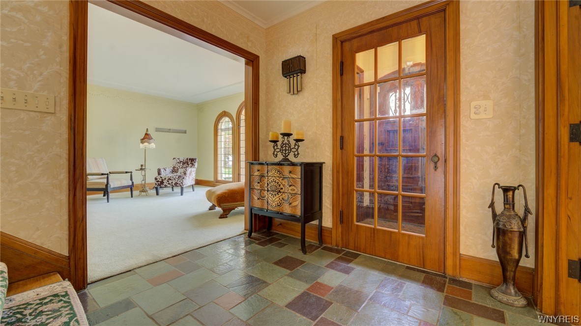 151 Lebrun Road Amherst, NY 14226 - Photo 10 of 44