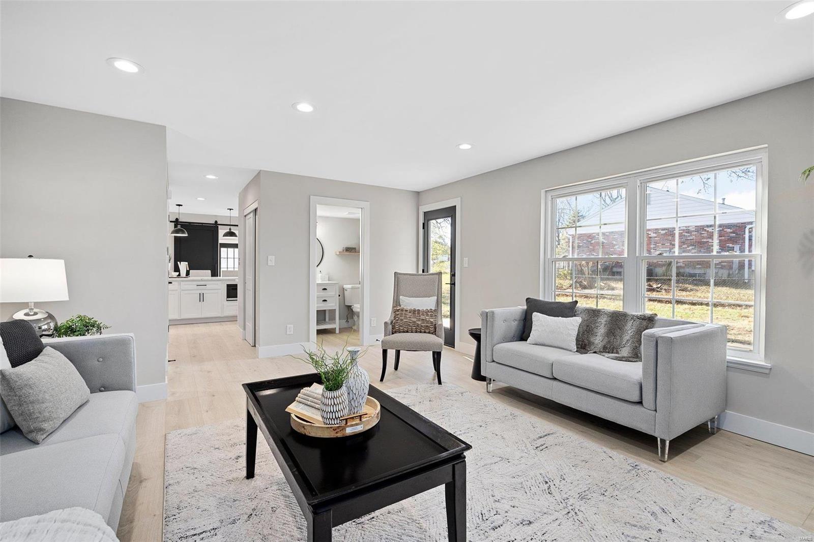 311 Breezeview Drive Ballwin, MO 63021 - Photo 21 of 48