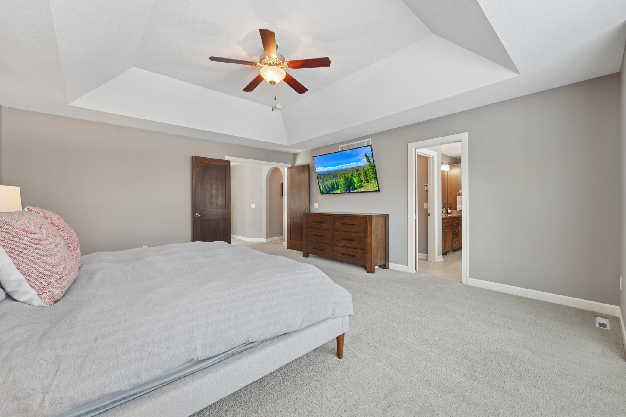 5009 Williston Road Minnetonka, MN 55345 - Photo 12 of 41