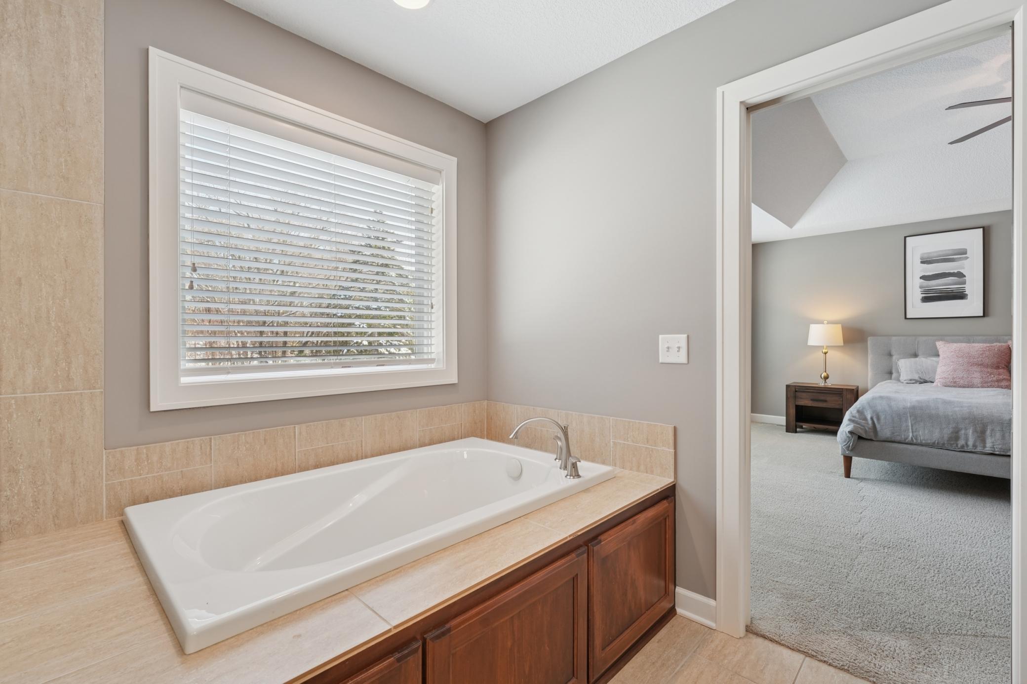 5009 Williston Road Minnetonka, MN 55345 - Photo 14 of 41