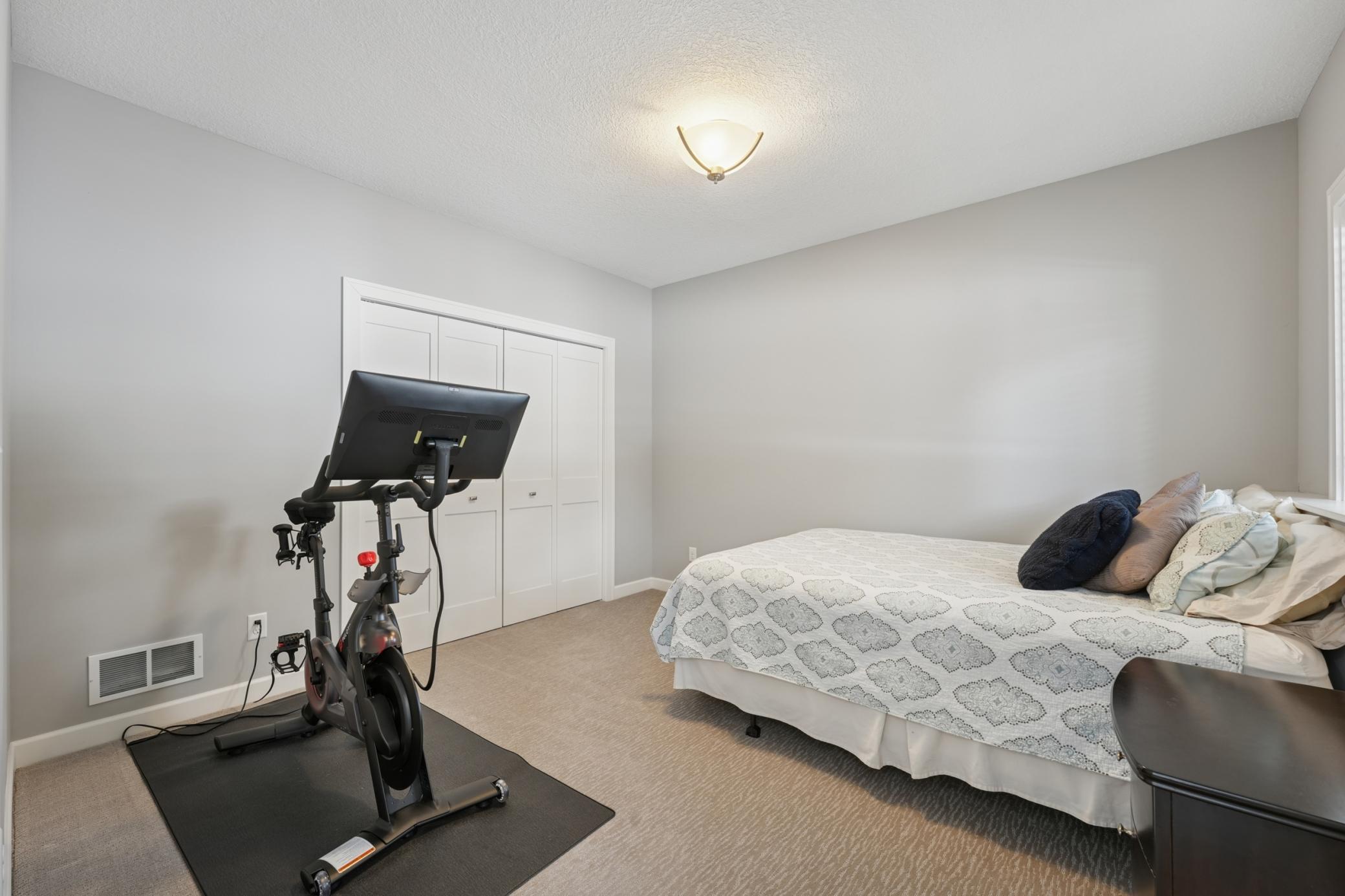 5009 Williston Road Minnetonka, MN 55345 - Photo 25 of 41