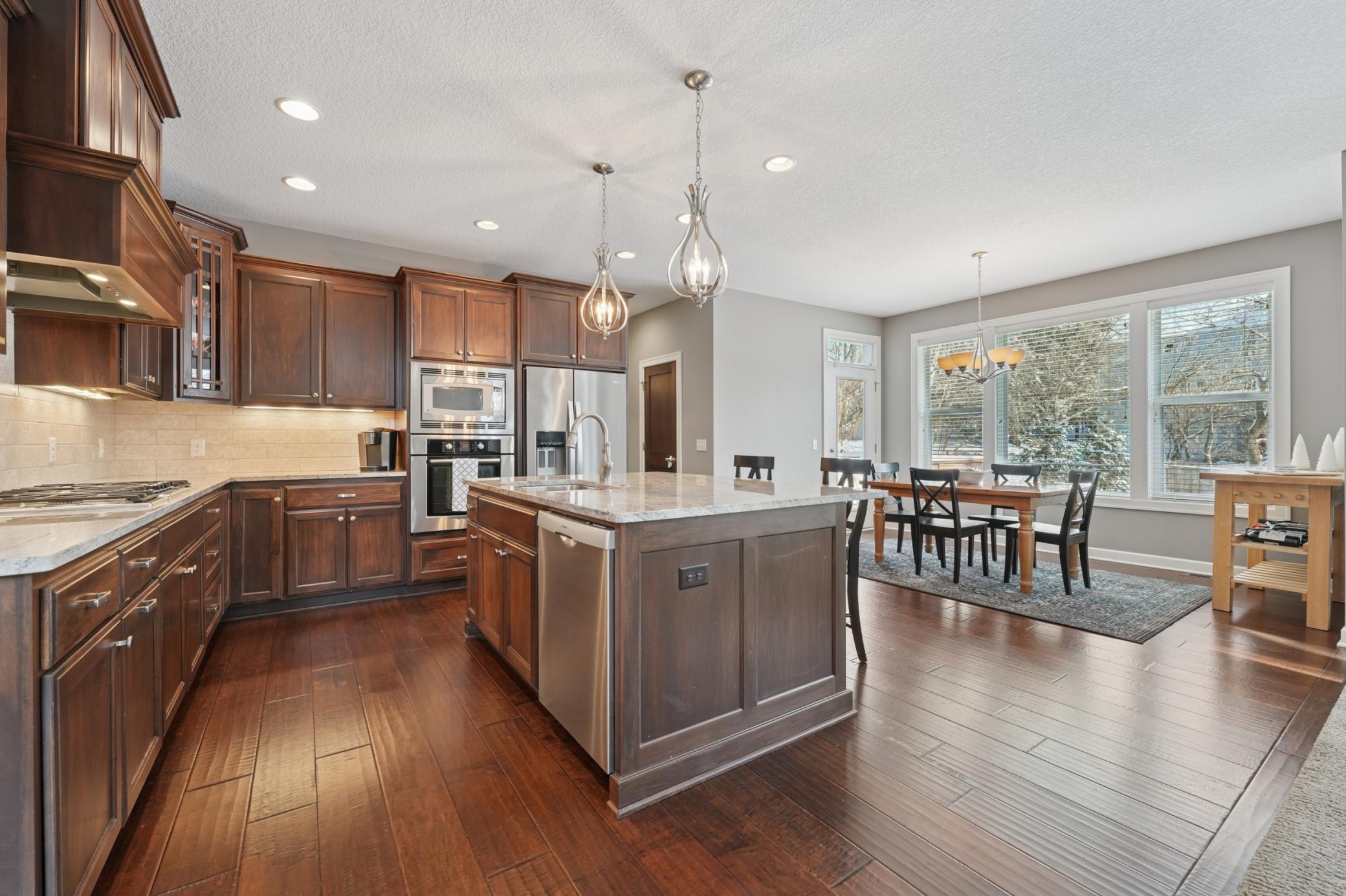 5009 Williston Road Minnetonka, MN 55345 - Photo 5 of 41